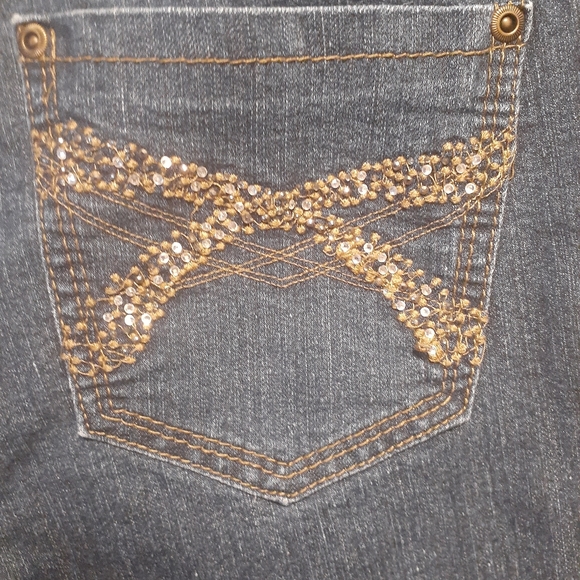Embellished Pocket Jeans - Picture 2 of 6